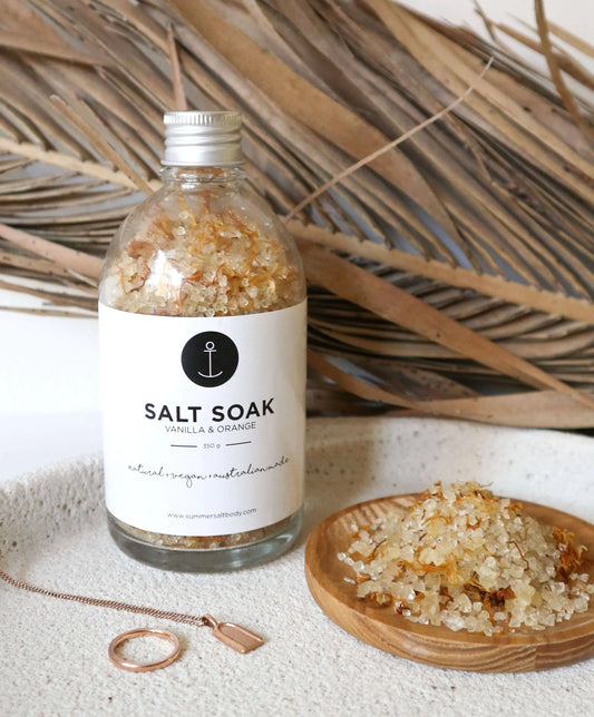 Salt Soak | Vanilla & Orange - Luxurious bath salt 350g.