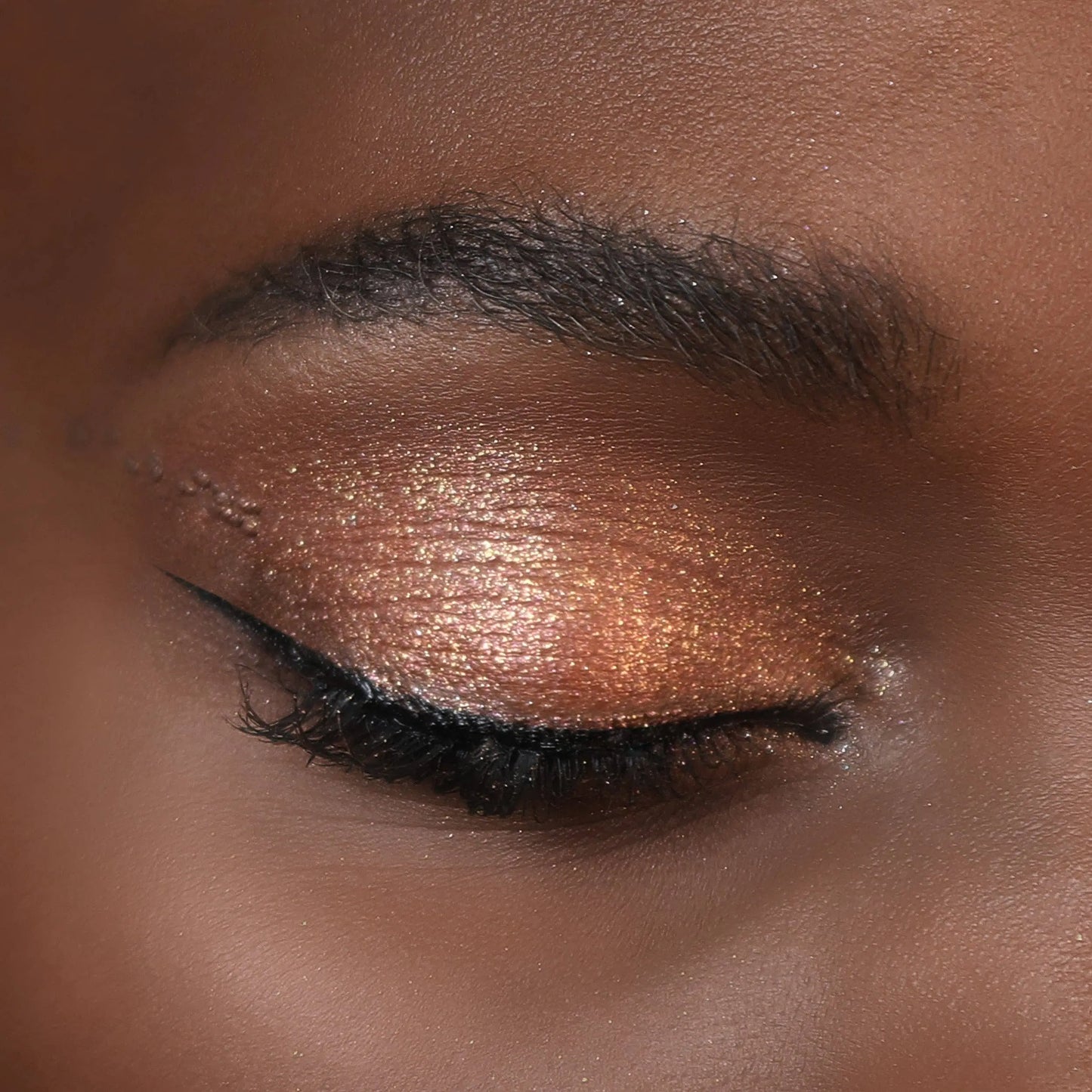 Get vibrant, long-lasting shimmer with Moira Chroma Light Shadow’s bold metallic finish and smooth, blendable texture. Packed with micro-fine glitter, it's cruelty-free, vegan, and free of harsh chemicals_NextGen Glam