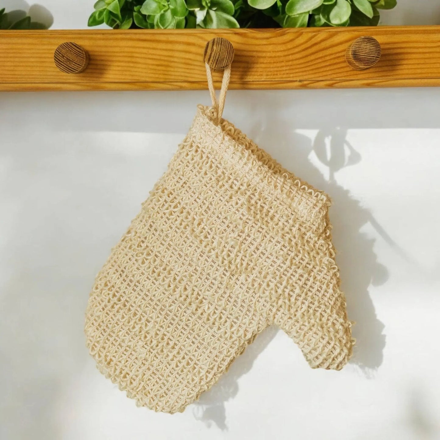 Sisal Exfoliating Shower Glove | Bestseller - NextGen Glam